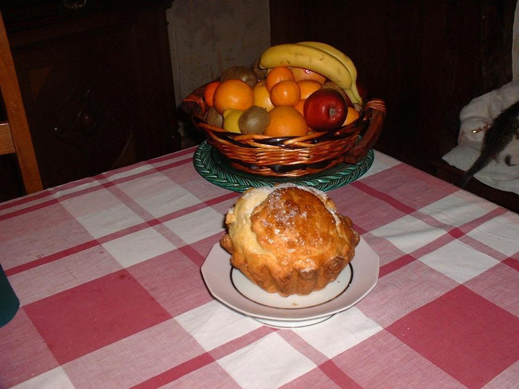 Solignac Domaine De La Dame De Lauriere Bed & Breakfast エクステリア 写真