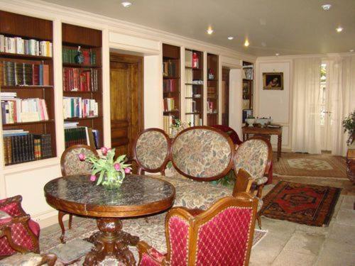 Solignac Domaine De La Dame De Lauriere Bed & Breakfast エクステリア 写真