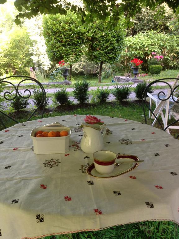 Solignac Domaine De La Dame De Lauriere Bed & Breakfast エクステリア 写真