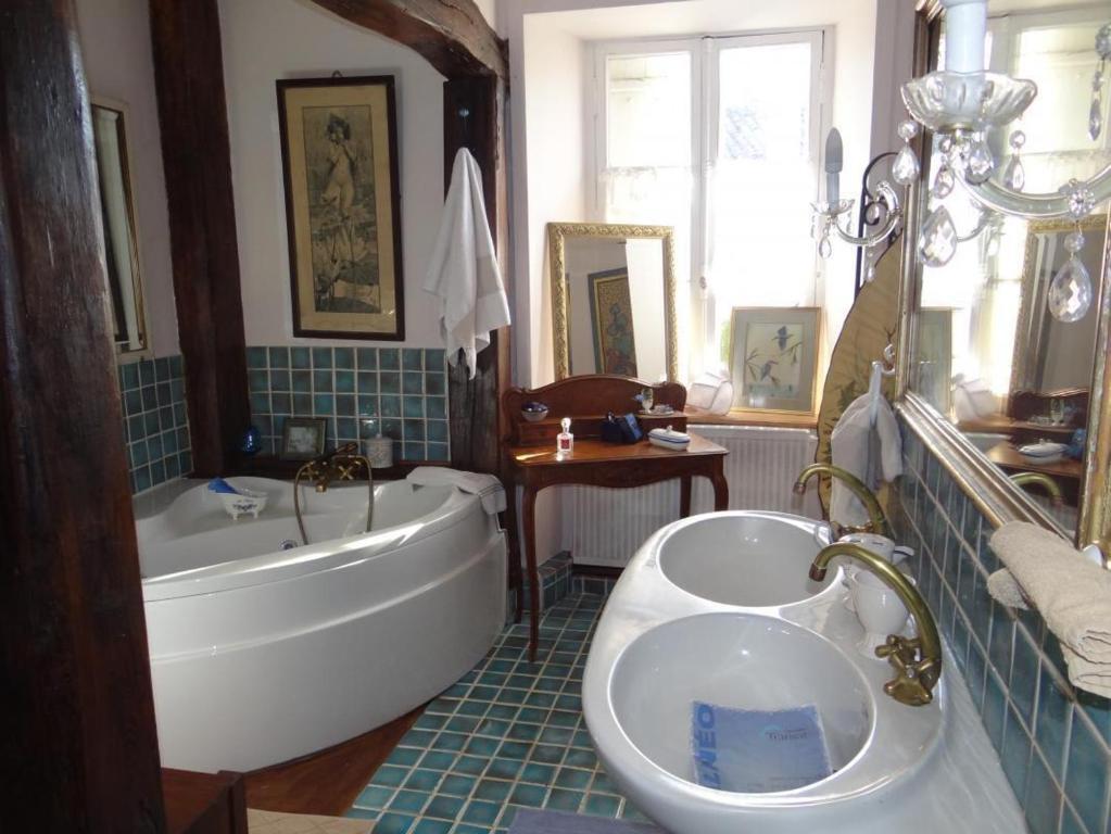 Solignac Domaine De La Dame De Lauriere Bed & Breakfast 部屋 写真